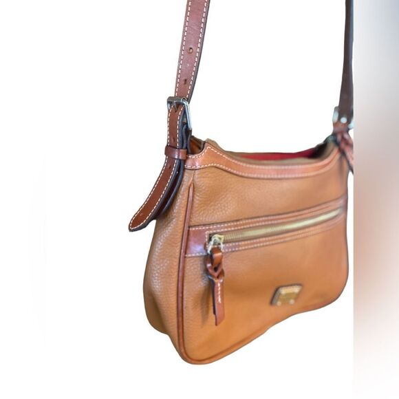 Dooney & Bourke Brown Pebble Adjustable Straps Gold Accents Leather Crossbody - Picture 4 of 11